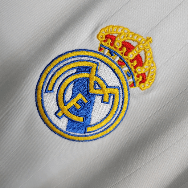 REAL MADRID Retro 06/07 (Home Kit) 7