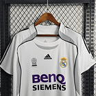 REAL MADRID Retro 06/07 (Home Kit) 6