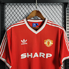 MANCHESTER UNITED Retro 1984 (Home Kit) 11