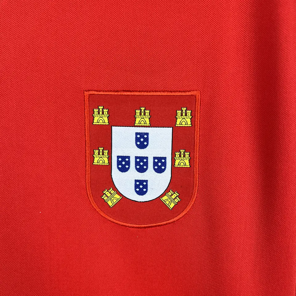 Portugal 1972 Retro (Home Kit) 5