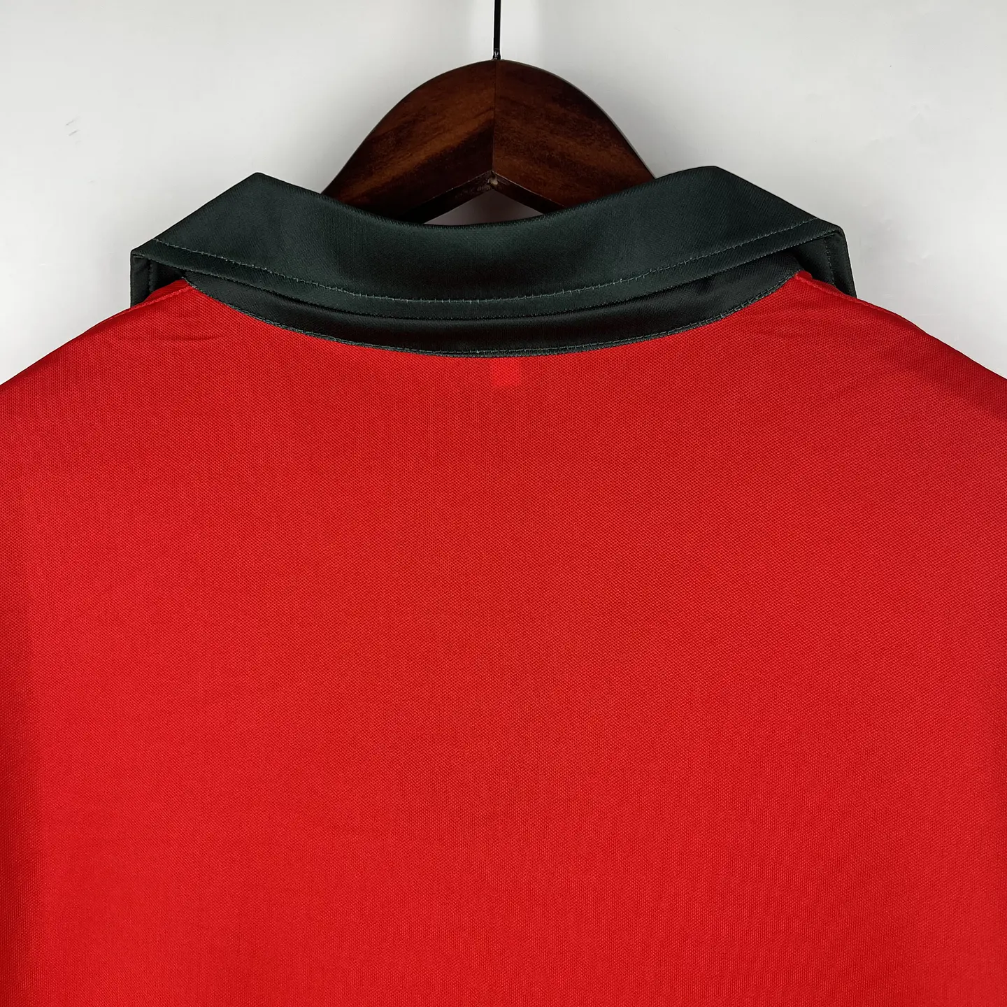 Portugal 1972 Retro (Home Kit) 4