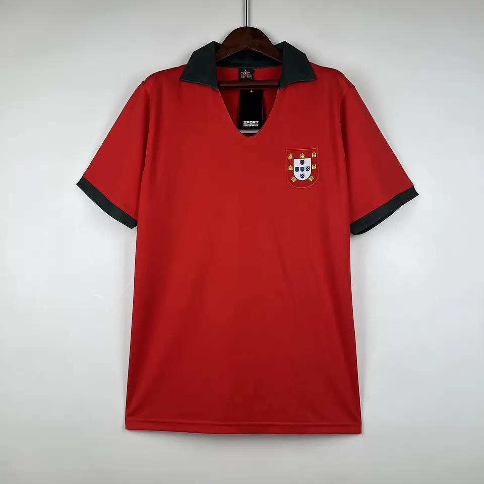 Portugal 1972 Retro (Home Kit) 1