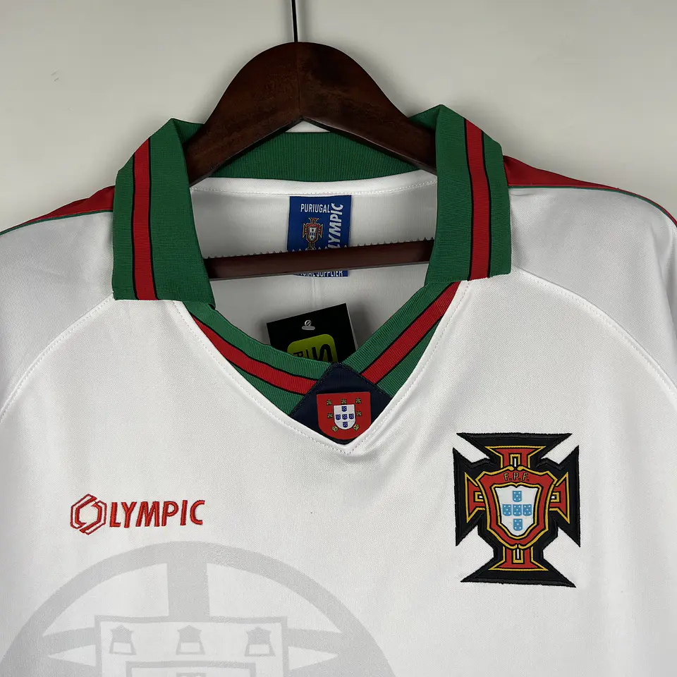 Portugal 96/97 Retro (Away Kit) 3