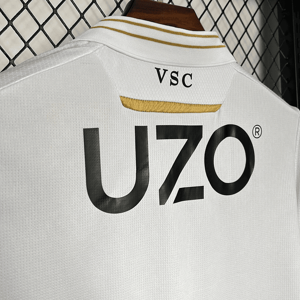 VITÓRIA GUIMARÃES 24/25 (Home Kit) 10