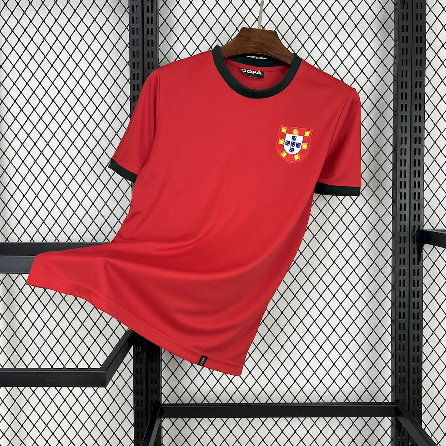 PORTUGAL Retro 1966/69 (Home Kit) 1