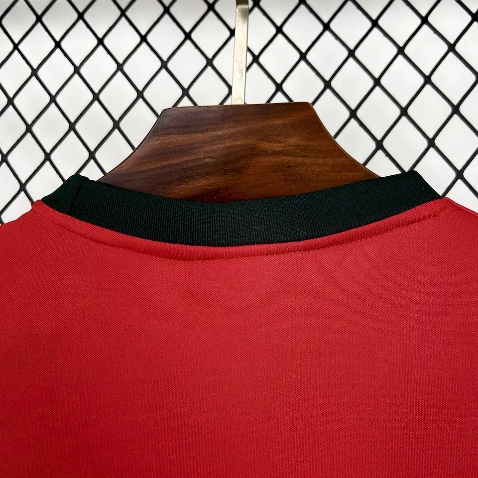PORTUGAL Retro 1966/69 (Home Kit) 7