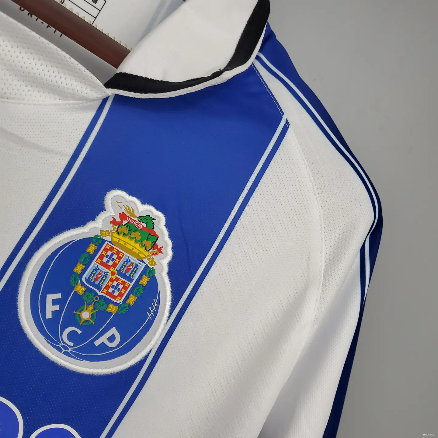 FC PORTO Retro 03/04 (Home Kit) 3