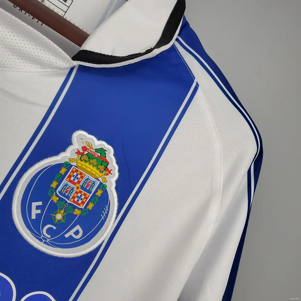 FC PORTO Retro 03/04 (Home Kit) 3