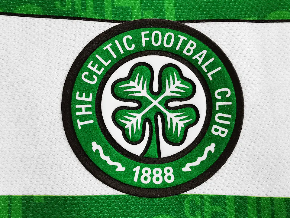 Celtic 91/92 Retro (Home Kit) 3
