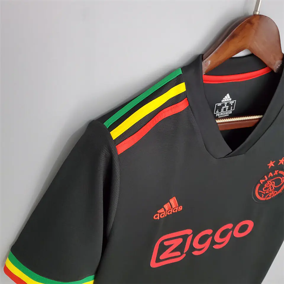 AJAX FC 21/22 Retro (Bob Marley Third Kit) 3