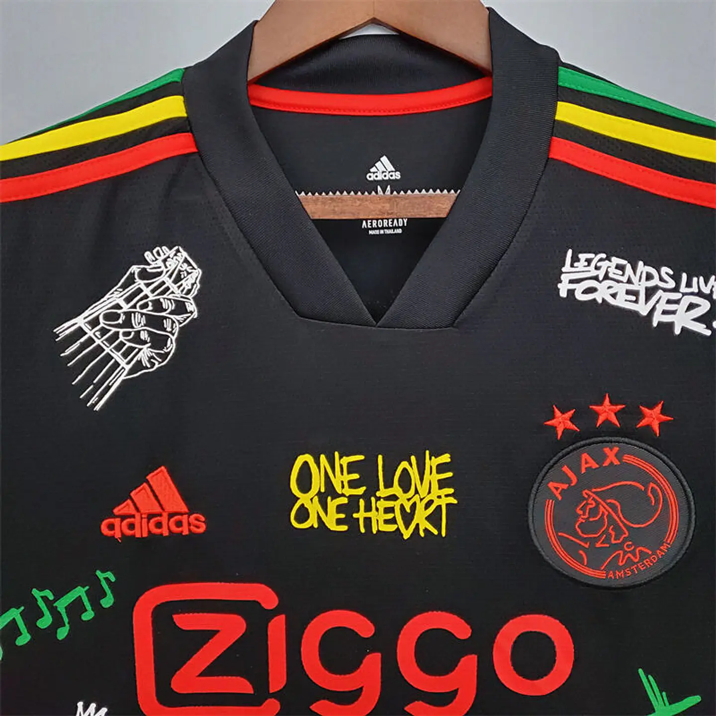 AJAX FC 21/22 Retro (Edição Especial Bob Marley) 7