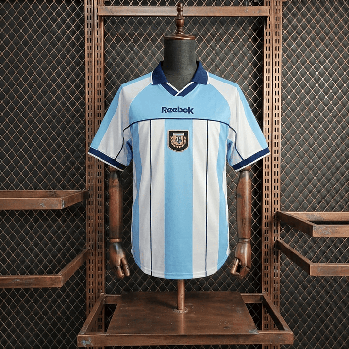 ARGENTINA Retro 2001 (Home Kit)  1