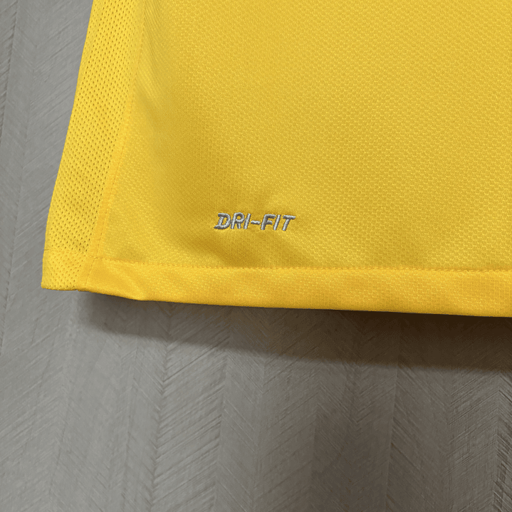 BRASIL Retro 2010 (Home Kit) 6