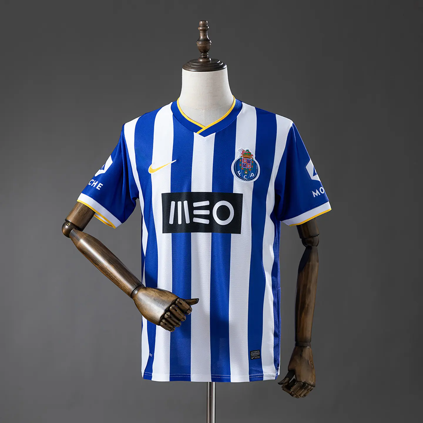 FC PORTO 13/14 Retro (Home Kit) 1