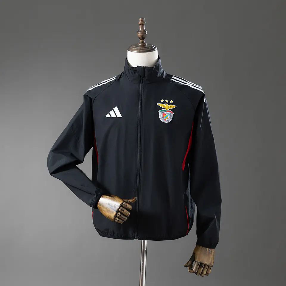 SL BENFICA 25/26 (Corta-Vento Preto) 1
