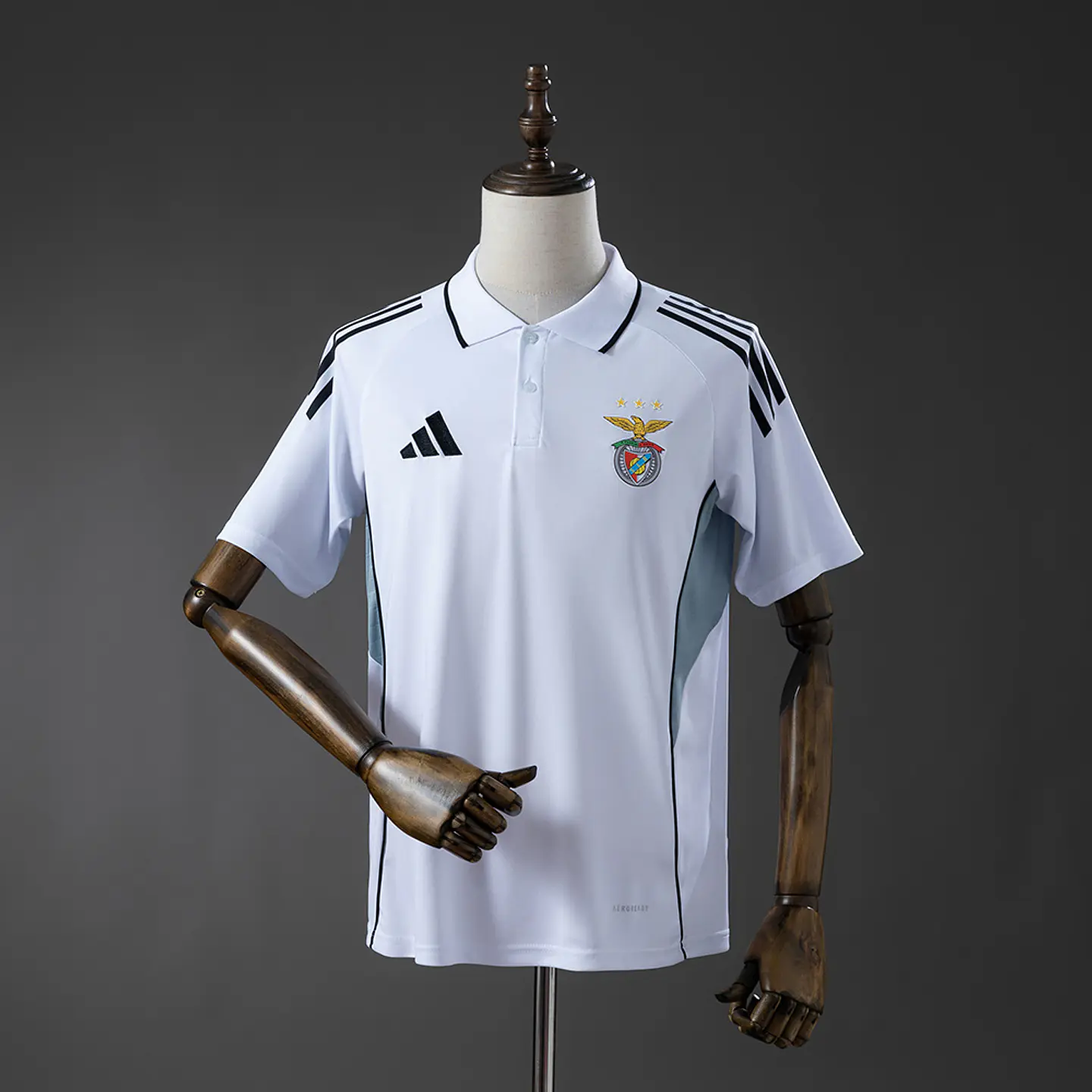 SL BENFICA 25/26 (Polo Branca) 1