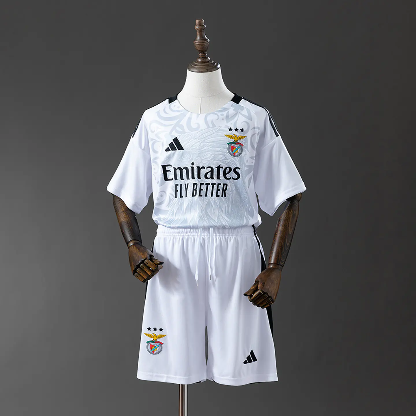 SL BENFICA 2025 (Concept kit Criança) 1