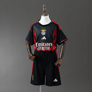 SL BENFICA 25/26 (Concept Kit Criança) 