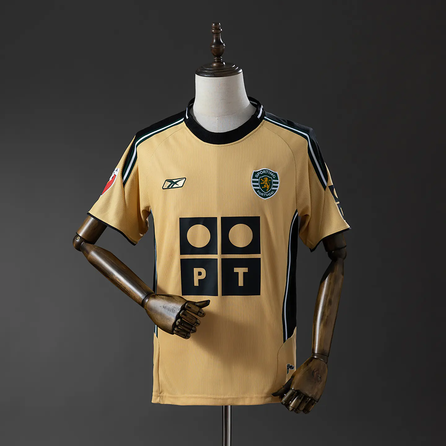 SPORTING CP Retro 03/04 (Away Kit) 1