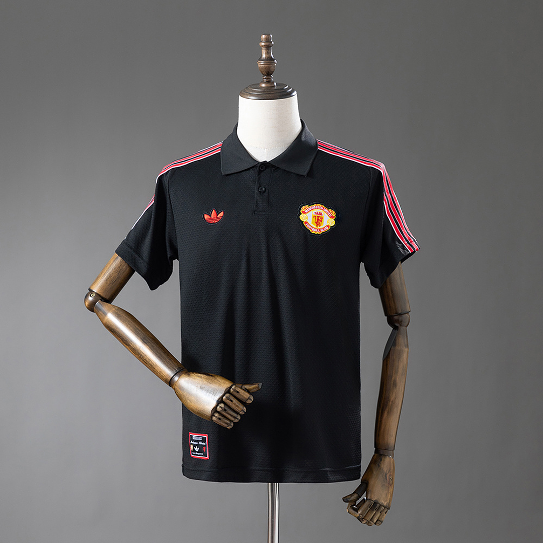 MANCHESTER UNITED 25/26 (Polo Preta) 1