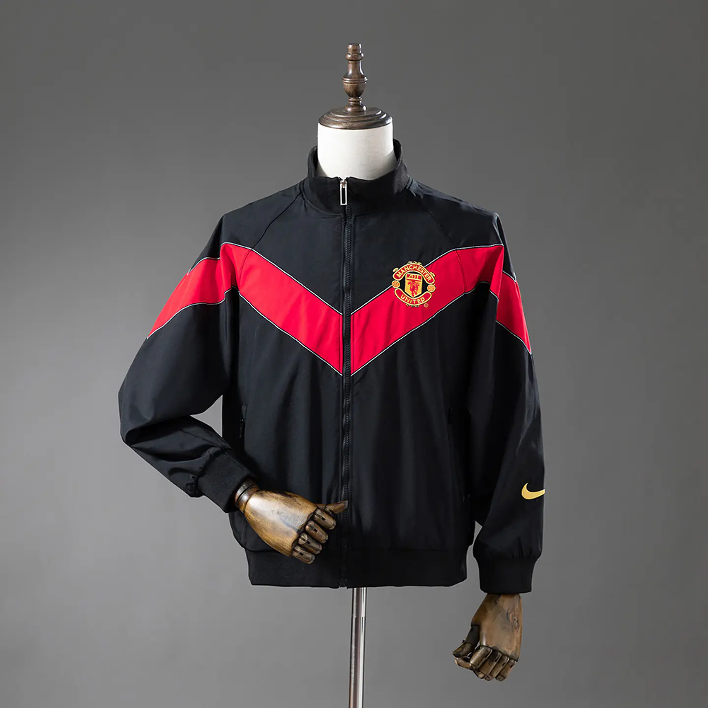 MANCHESTER UNITED 06/07 (Corta-Vento) 1