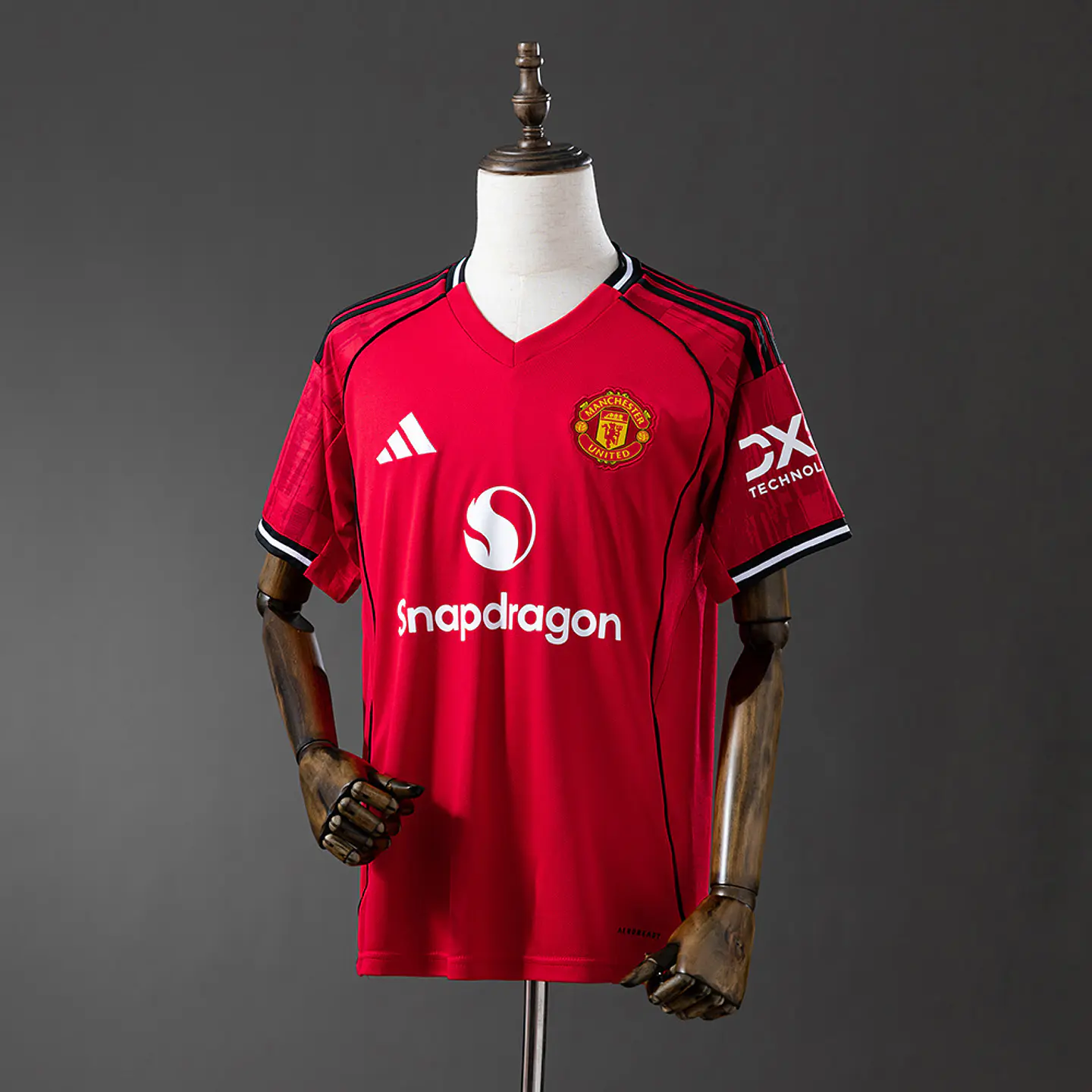 MANCHESTER UNITED 25/26 (Home Kit) 1