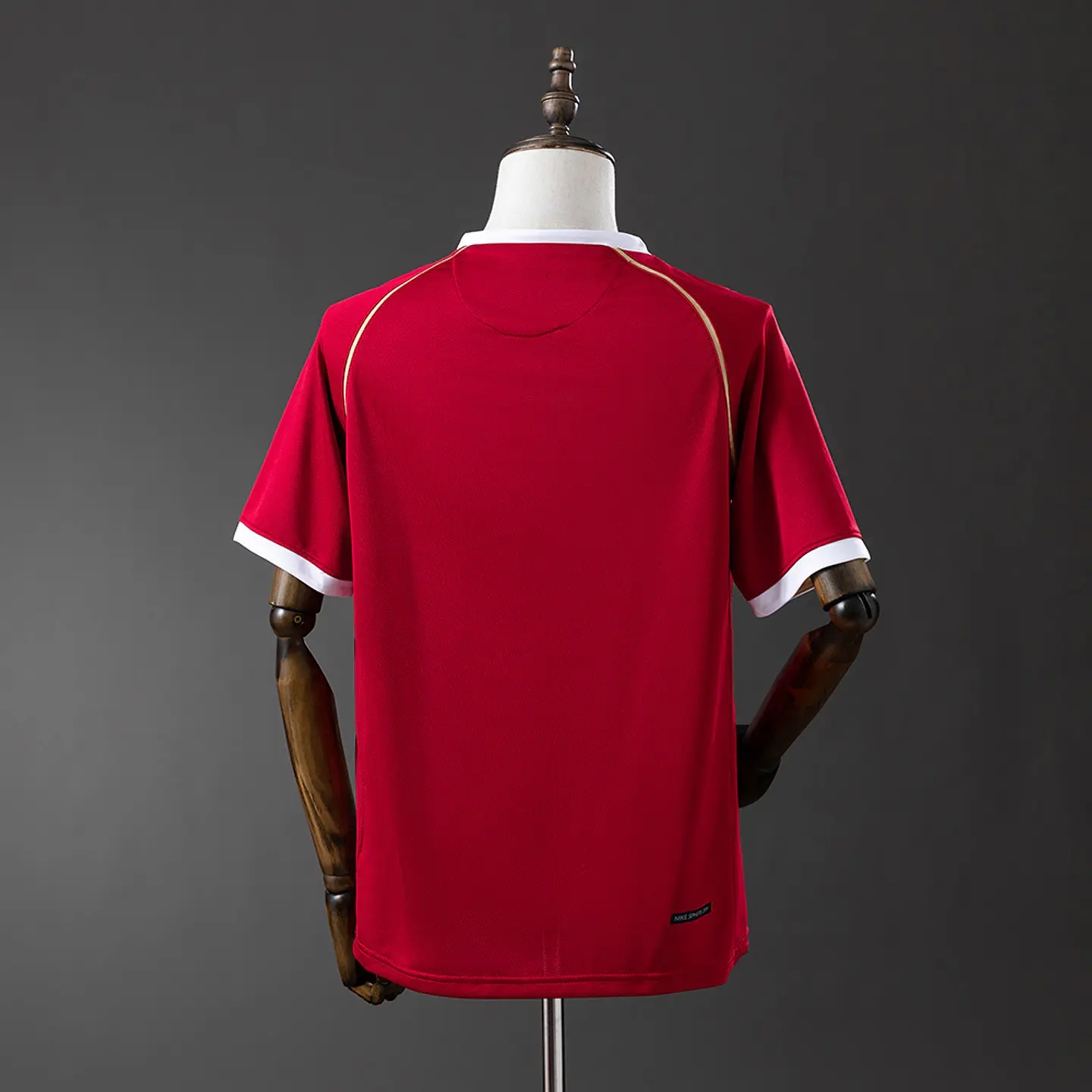 MANCHESTER UNITED 06/07 Retro (Home Kit) 2
