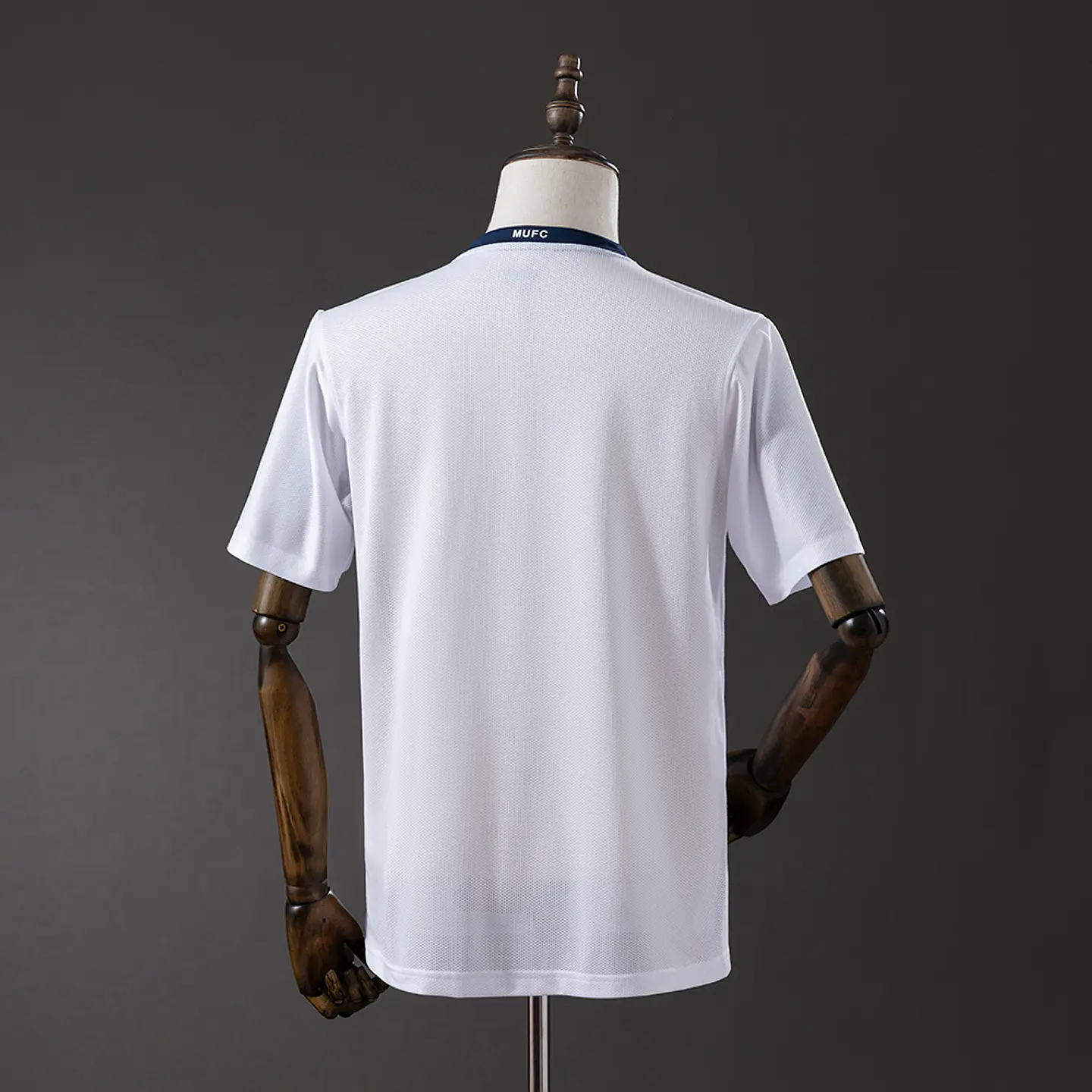 MANCHESTER UNITED 08/09 Retro (Away Kit) 2