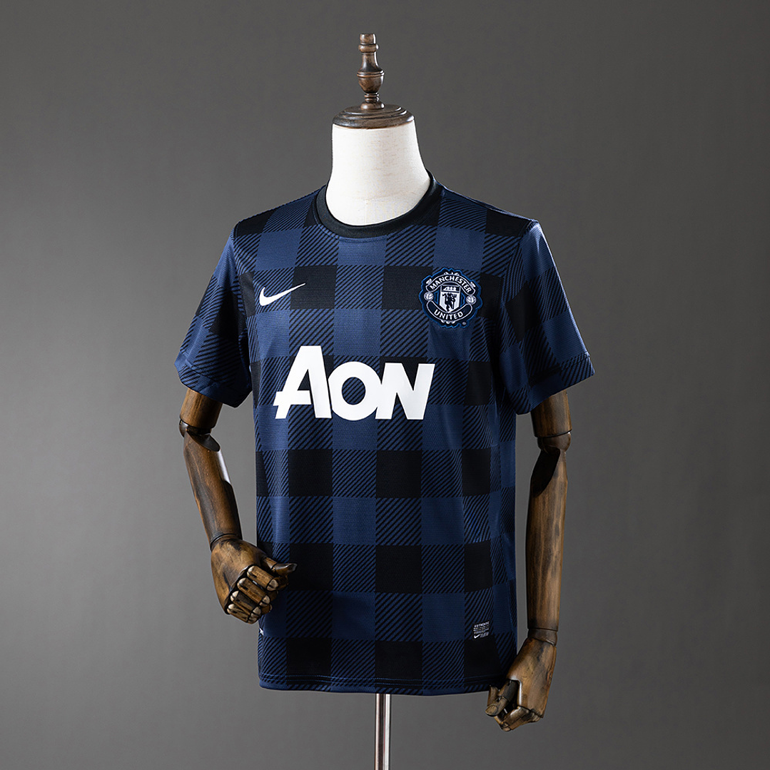 MANCHESTER UNITED 13/14 Retro (Third Kit) 1
