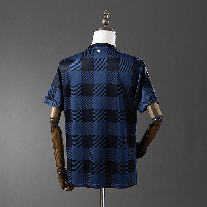 MANCHESTER UNITED 13/14 Retro (Third Kit) 2