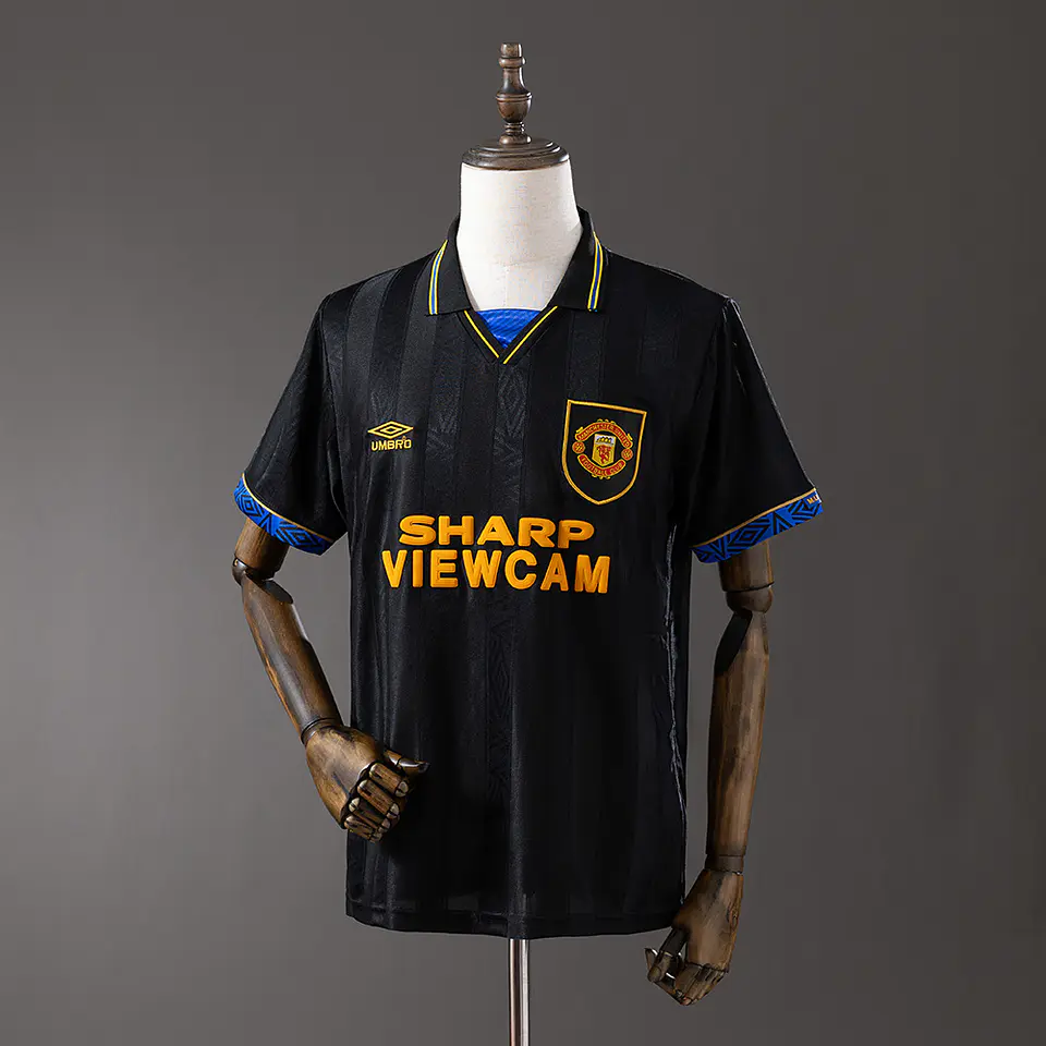 MANCHESTER UNITED 93/95 Retro (Away) 1