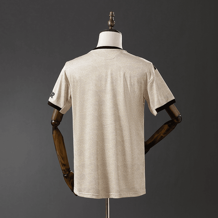 MANCHESTER UNITED Retro 19/20 (Away Rosa Kit) 2