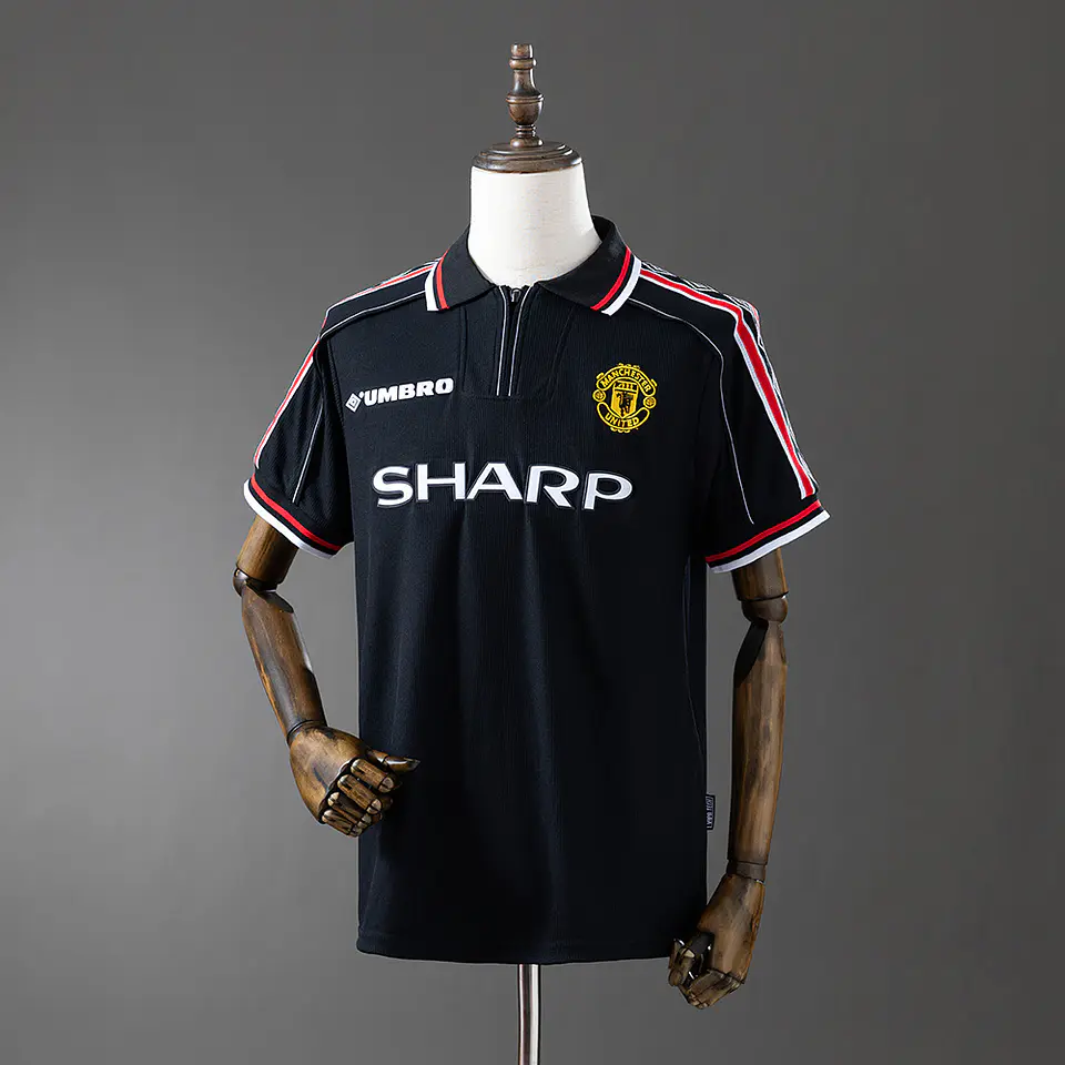 MANCHESTER UNITED Retro 98/99 (Black Kit) 1