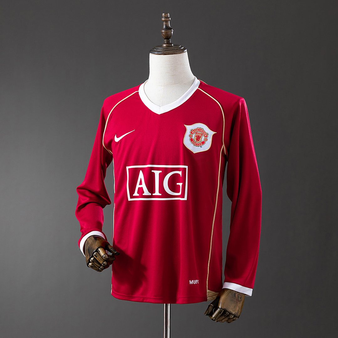 MANCHESTER UNITED 06/07 Retro (Manga Comprida) 1