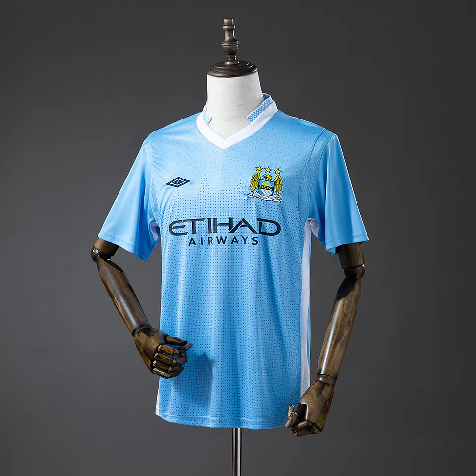 MANCHESTER CITY Retro 11/12 (Home Kit) 1