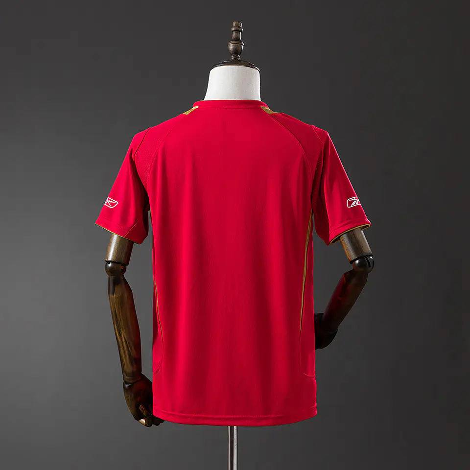 LIVERPOOL Retro 05/06 (Home Kit) 2