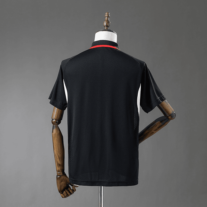 LIVERPOOL 25/26 (Polo Preta) 2