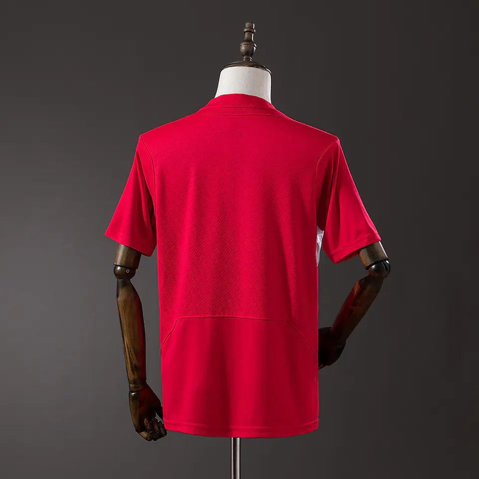 LIVERPOOL 04/05 Retro (Home Kit) 2