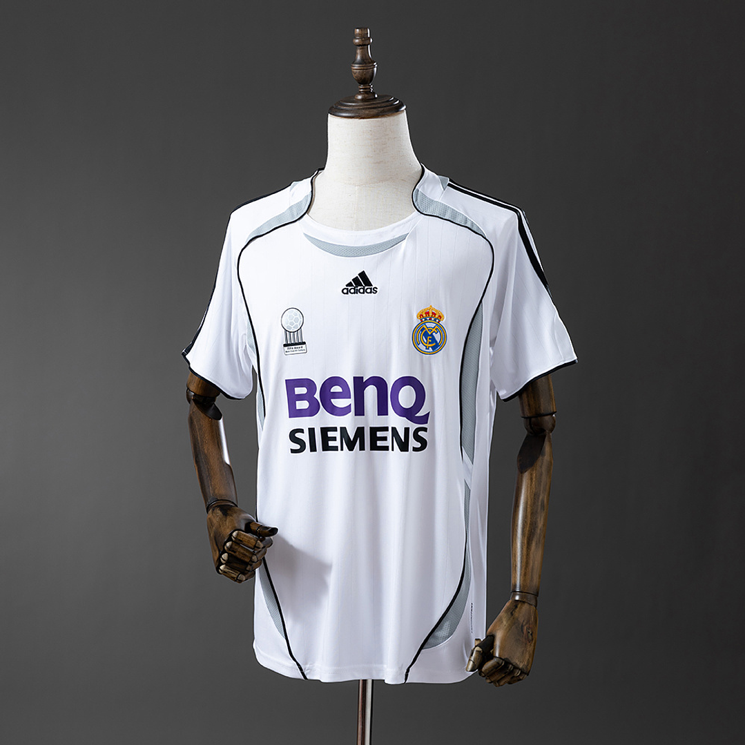 REAL MADRID Retro 06/07 (Home Kit) 1