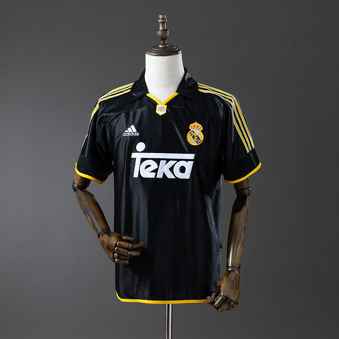 REAL MADRID Retro 99/01 (Away Kit) 1