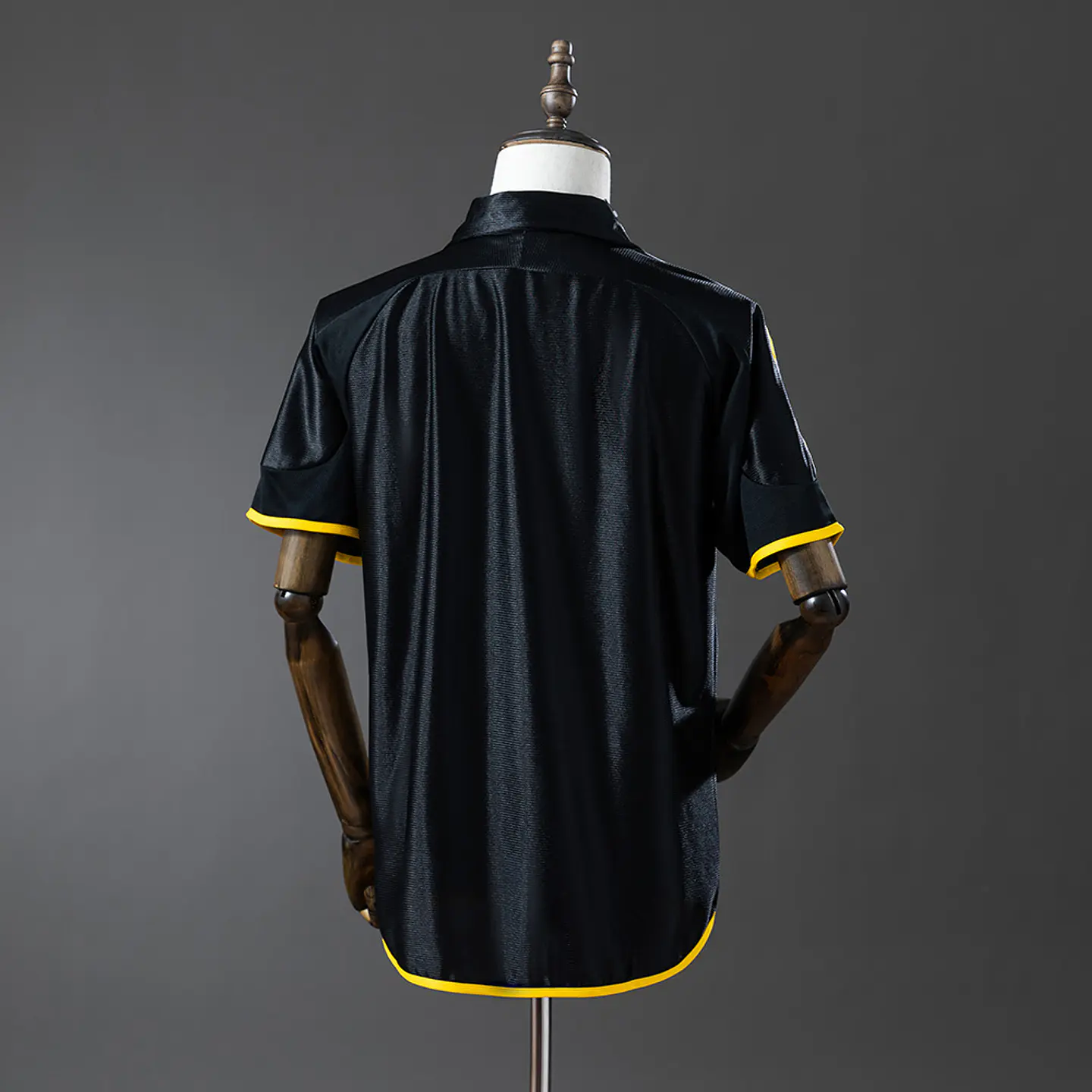 REAL MADRID Retro 99/01 (Away Kit) 2