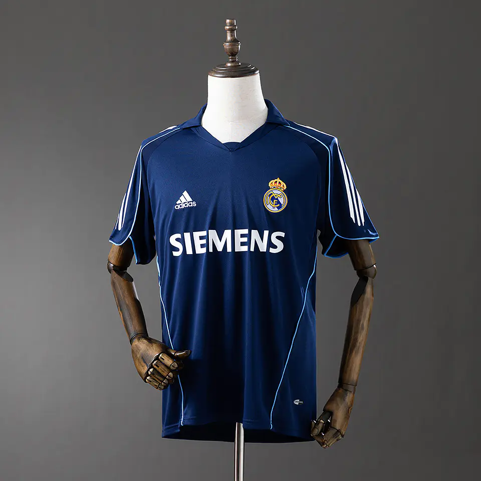 REAL MADRID Retro 05/06 (Away Kit) 1
