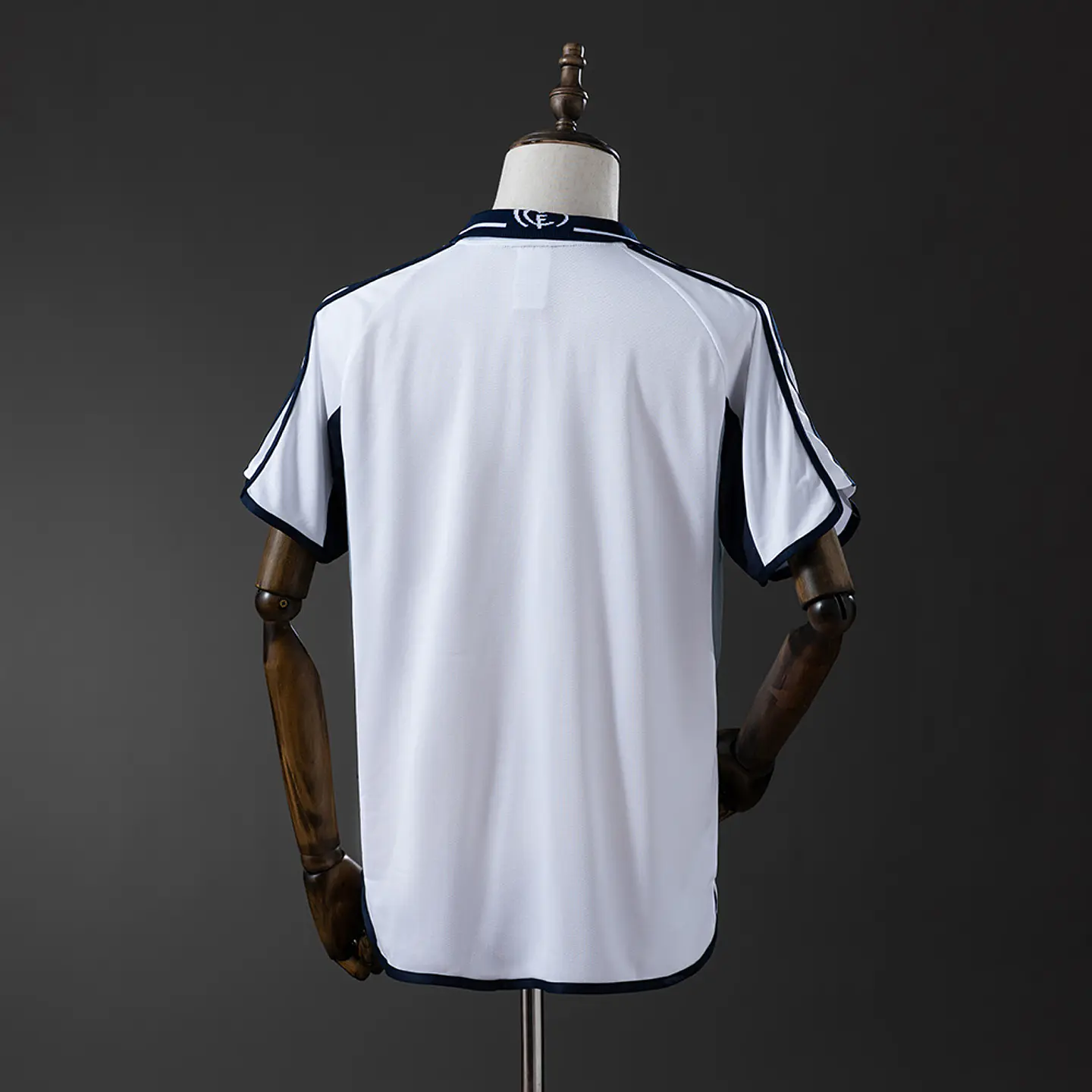REAL MADRID Retro 00/01 (Home Kit) 2
