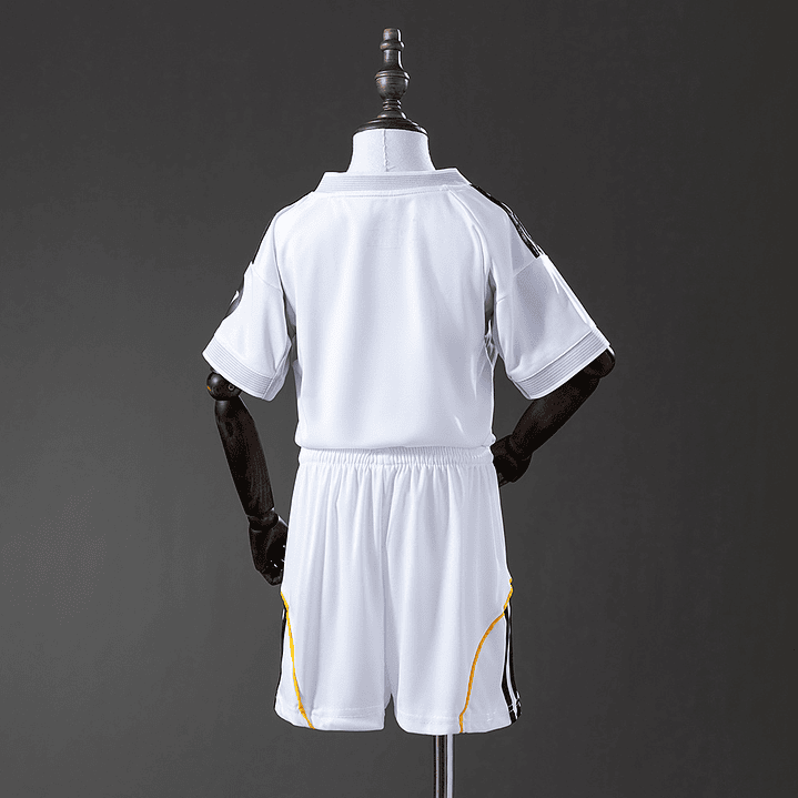 REAL MADRID 25/26 (Home Kit Criança) 2