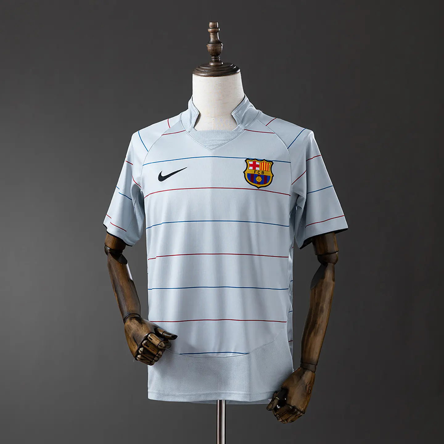 Barcelona 03/04 Retro (Away Kit) 1
