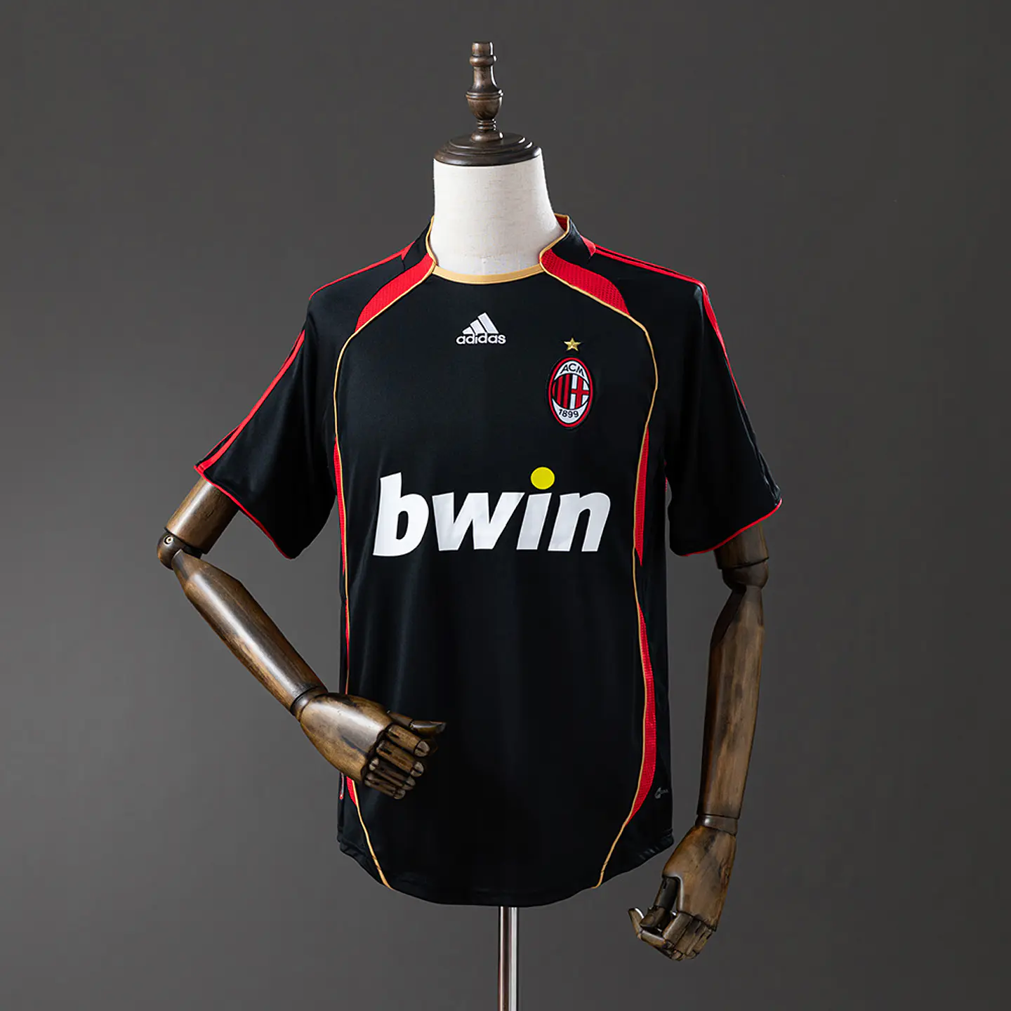MILANO Retro 06/07 (Third Kit) 1