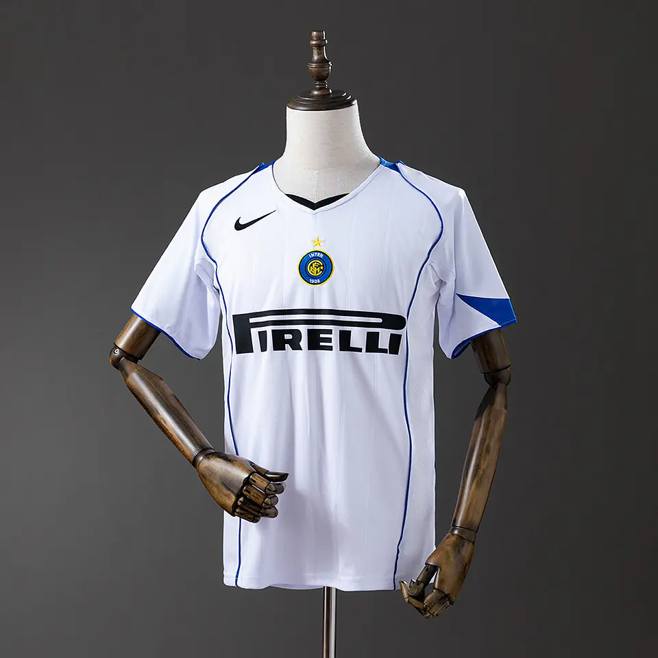 INTER MILAN 04/05 Retro (Away Kit) 1