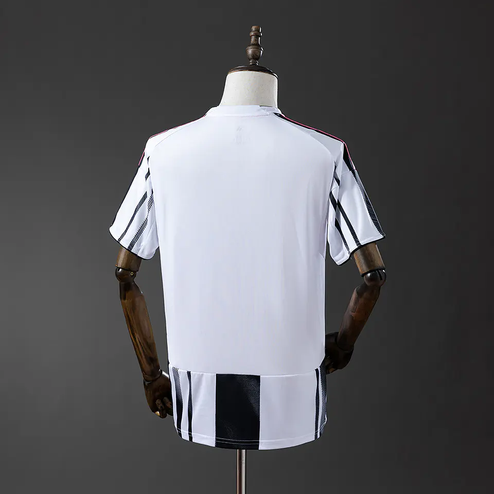 JUVENTUS FC 25/26 (Home Kit) 2