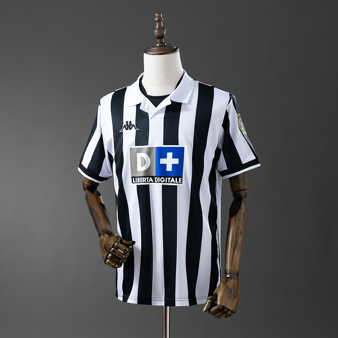 JUVENTUS FC 98/99 Retro (Home Kit) 1