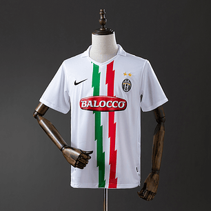 JUVENTUS FC 10/11 Retro (Away Kit)